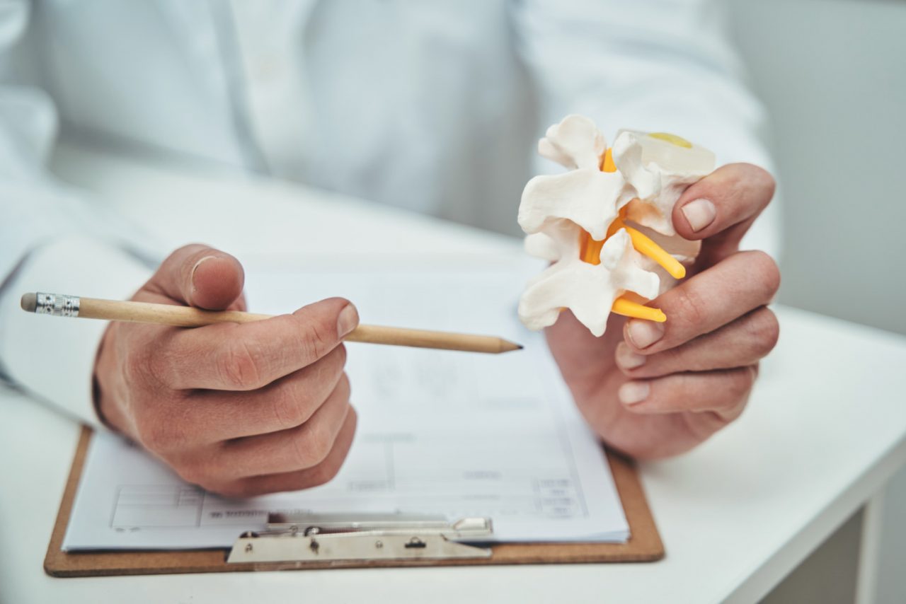 Infiltrationen an der Wirbelsäule Orthopäde Dr. Drogoutis Stuttgart